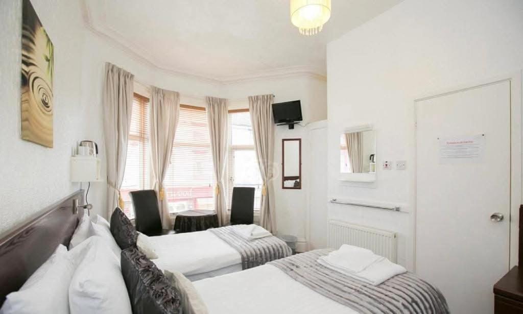 Fairway Hotel Blackpool Buitenkant foto